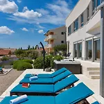 Costabella With Heated Pool Villa Posedarje