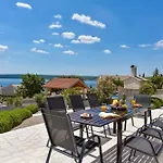 Villa Costabella With Heated Pool Posedarje