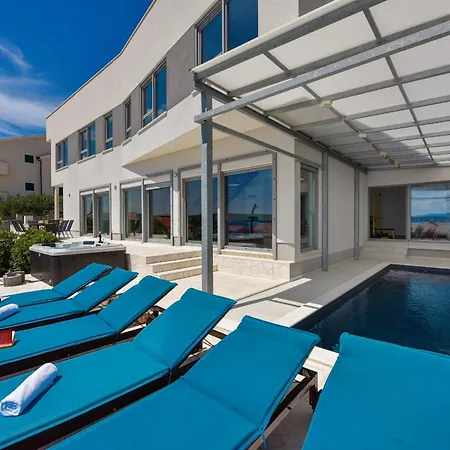 Villa Costabella With Heated Pool *