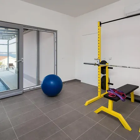 Costabella With Heated Pool *