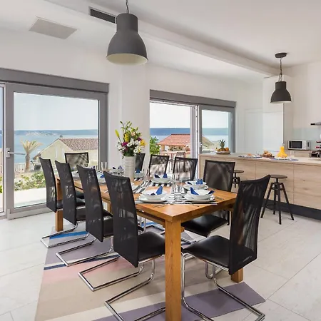 Villa Costabella With Heated Pool Posedarje