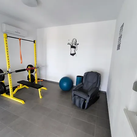 Willa Costabella With Heated Pool Posedarje