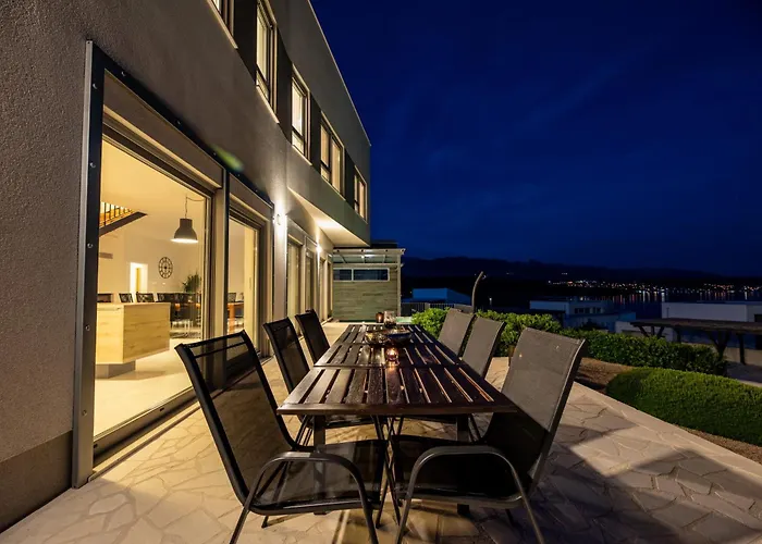 Costabella With Heated Pool *