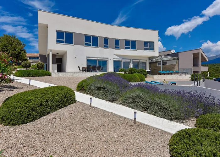 Costabella With Heated Pool *