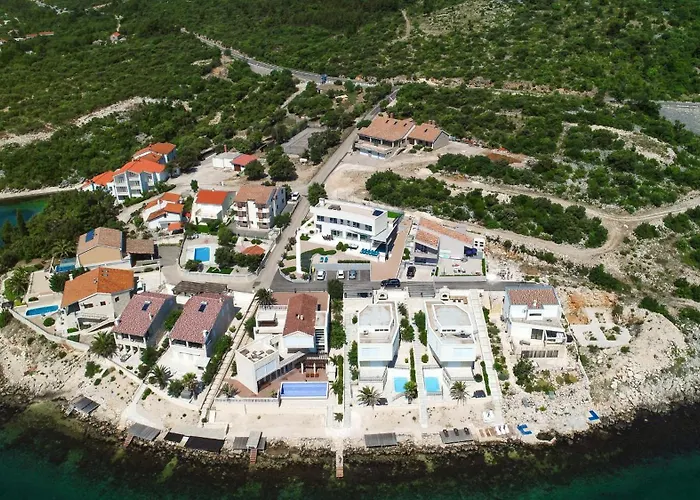 Costabella With Heated Pool Villa Posedarje